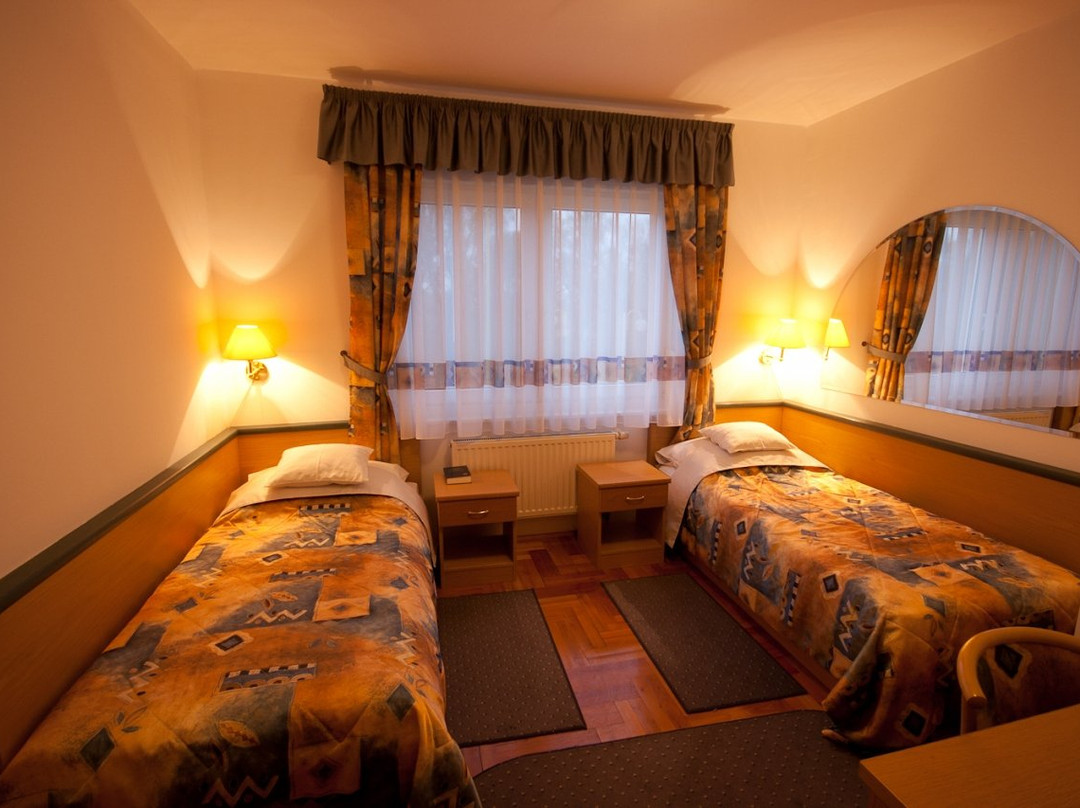 Leier Business Hotel主图