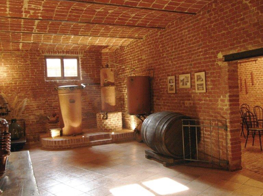 Antica Distilleria Di Altavilla di Laura Raimondo Mazzetti景点图片