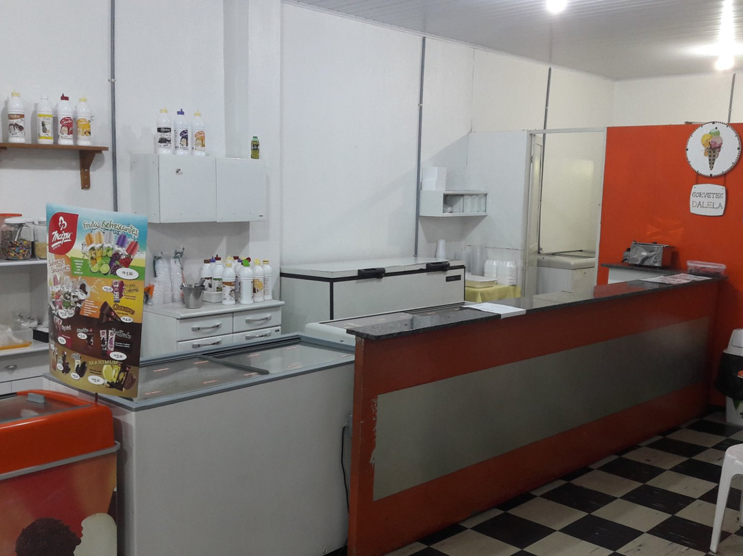 Carmo Do Rio Claro餐馆和美食-Sorveteria Dalela