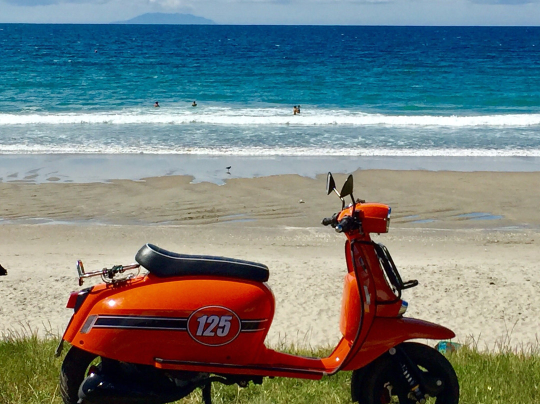 Island Scoot景点图片