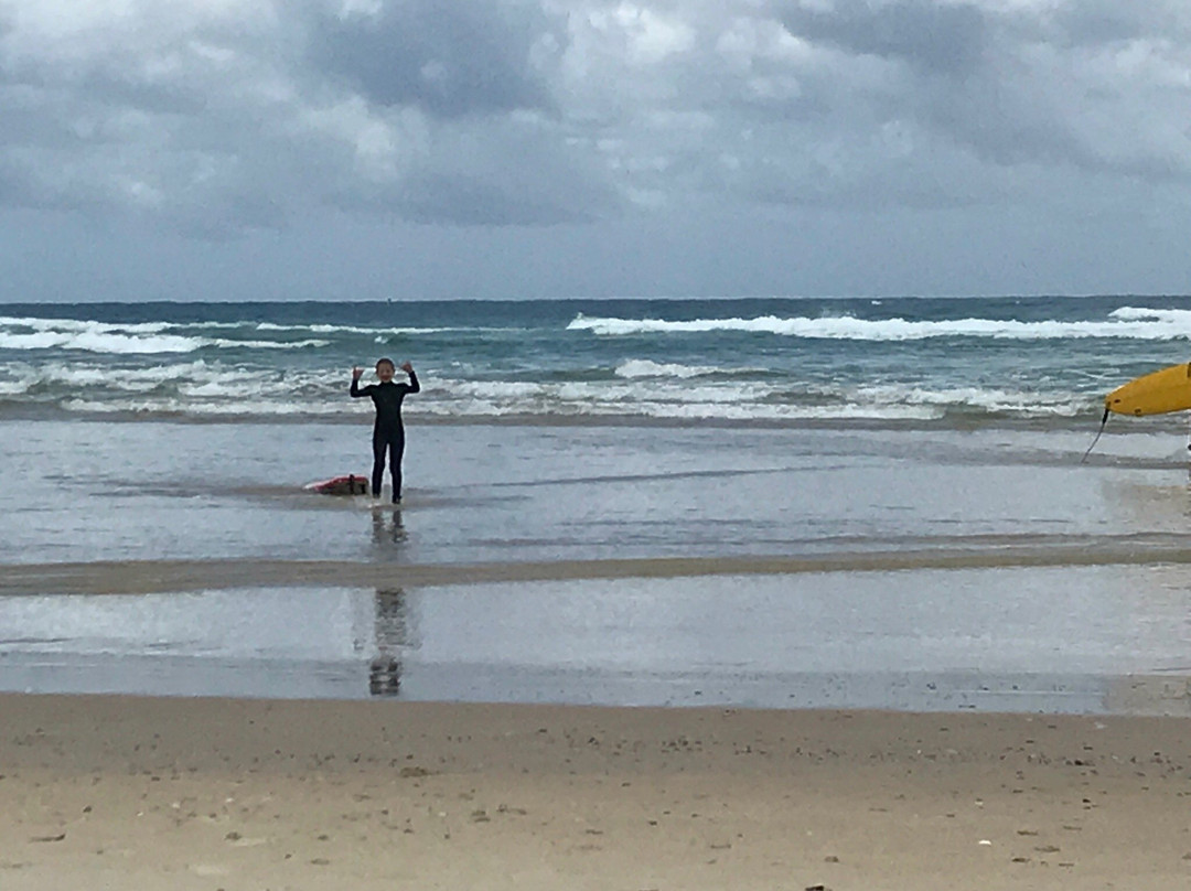 In2Surf Surf School景点图片