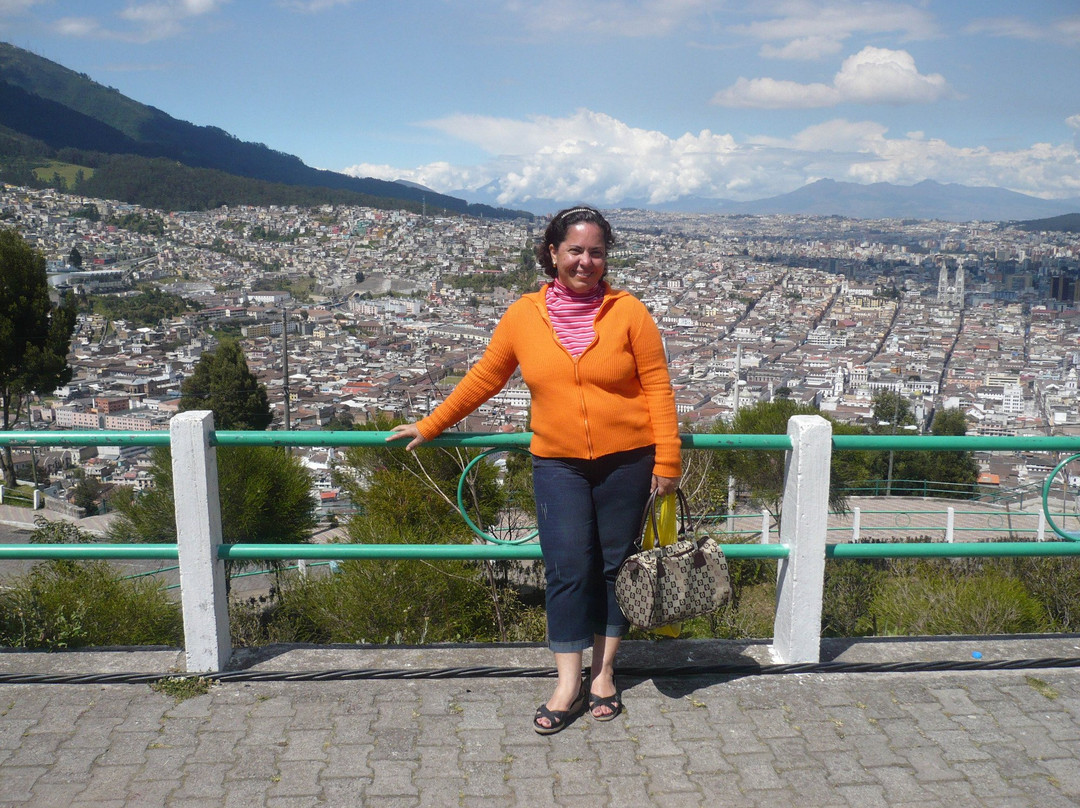Monumento a la Virgen de la Paz景点图片