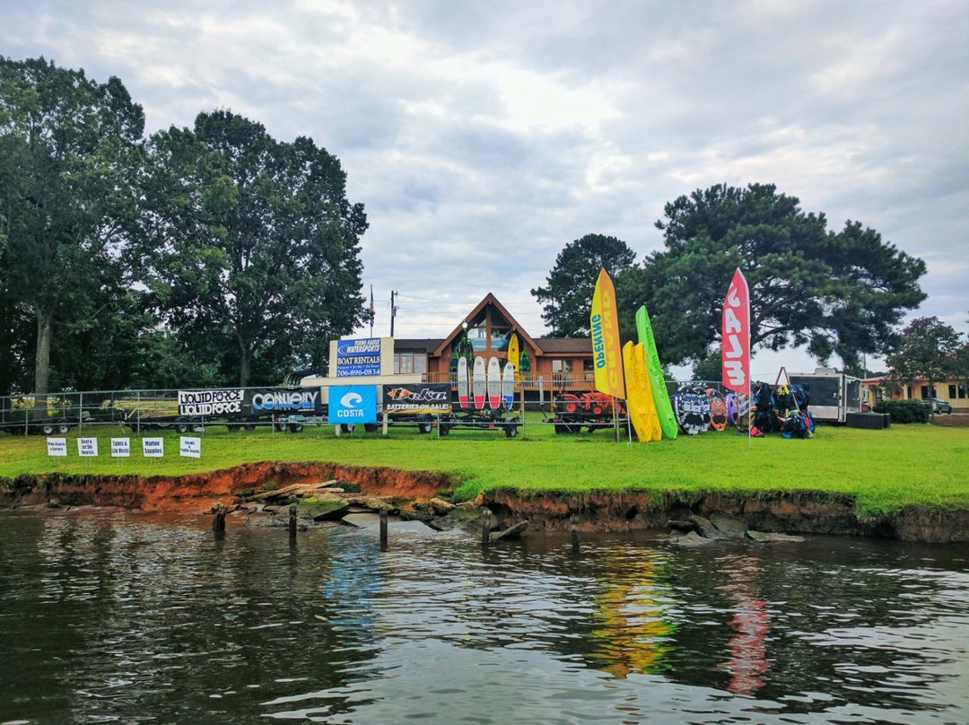 Young Harris Water Sports At Lake Oconee-Eatonton必去景点