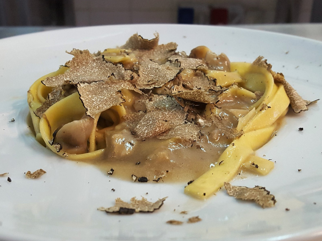 Pescopennataro餐馆和美食-Da Filandro