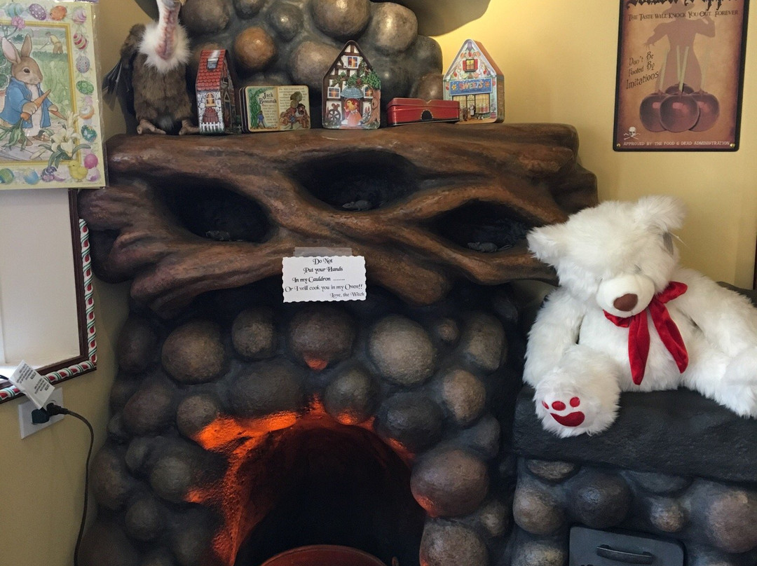 Hansel and Gretel's Candy Company景点图片