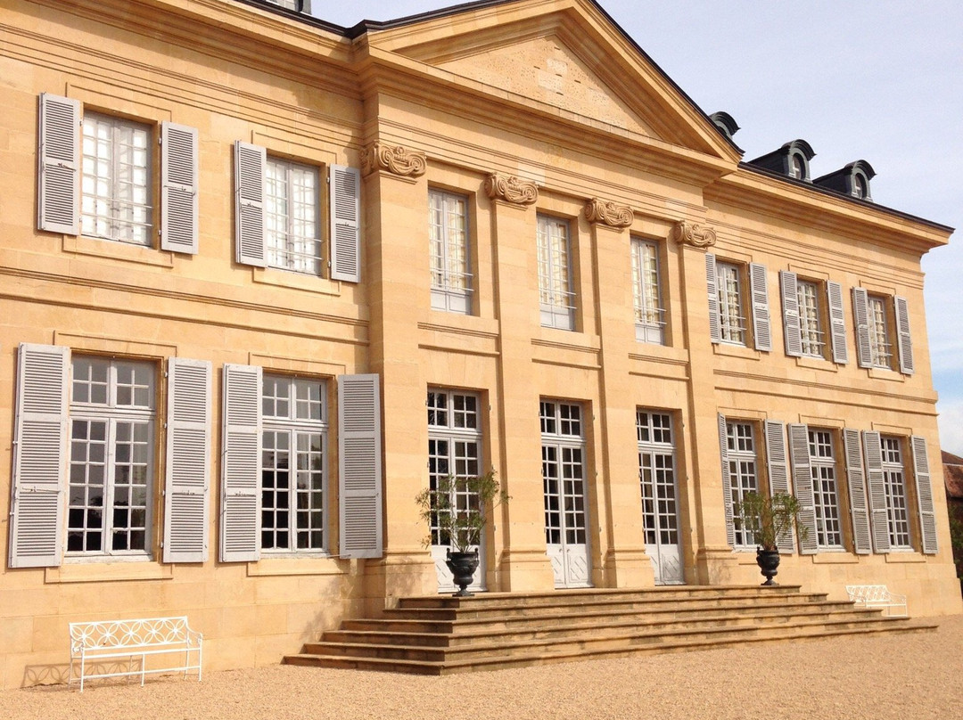 Château de Saint Aubin Sur Loire-Bourbon-Lancy必去景点