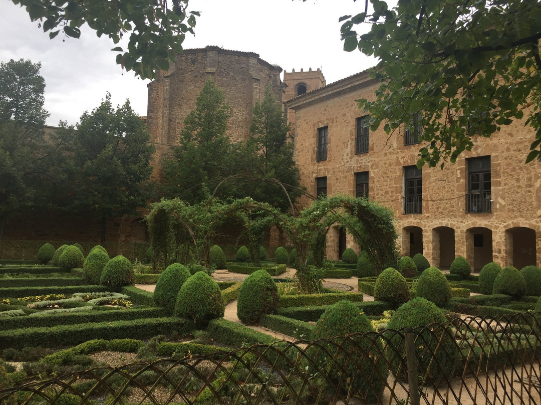 Palace of los Castejones景点图片
