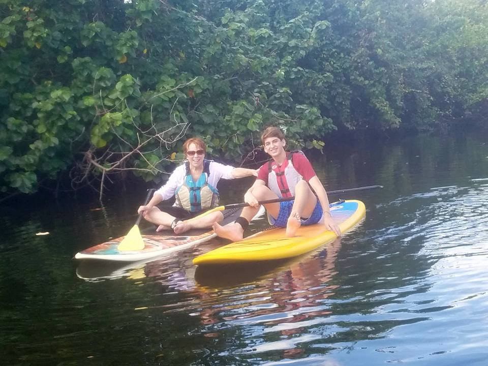 Paddleboard Connection-莱克沃思必去景点