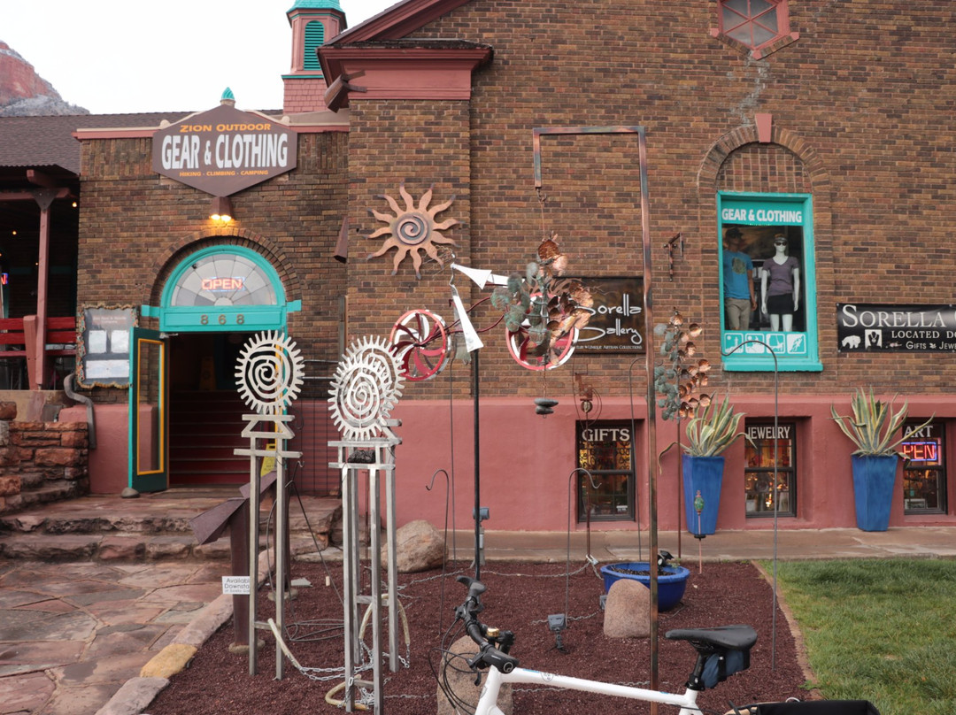 Sorella Gallery-斯普林代尔必去景点