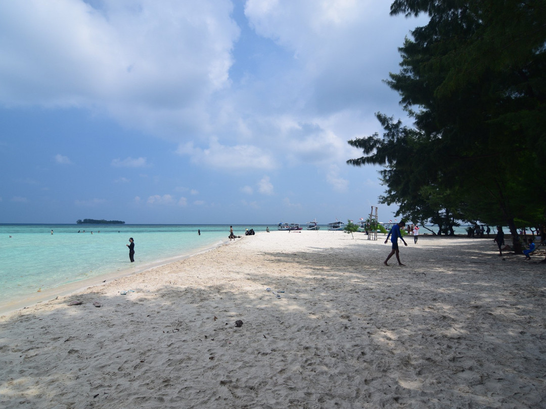 Geleang Island景点图片