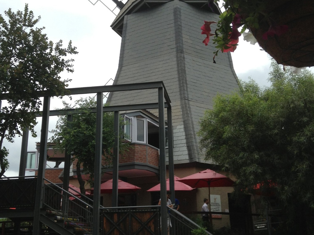 哈特比斯普特餐馆和美食-The Windmill Restaurant