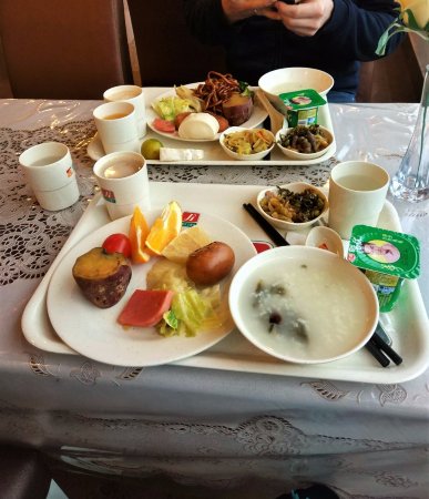 玉兰酒店(上海南京西路静安寺店)-餐饮