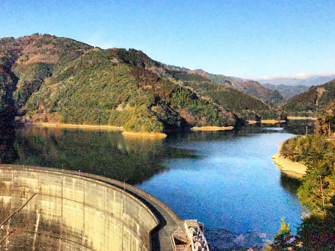Kami Shiiba Dam景点图片