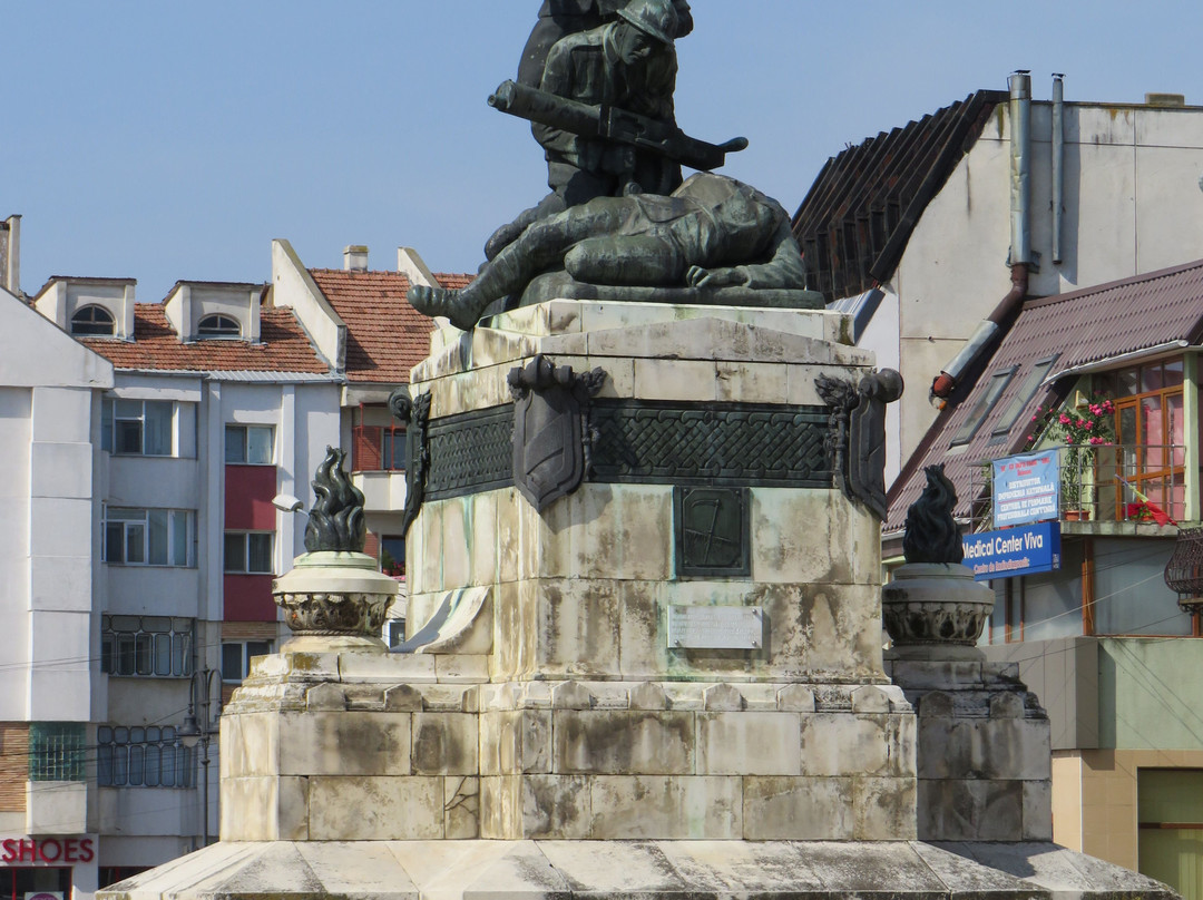 Grupul Statuar "Compania de Mitraliere Maior Ignat in Atac”景点图片