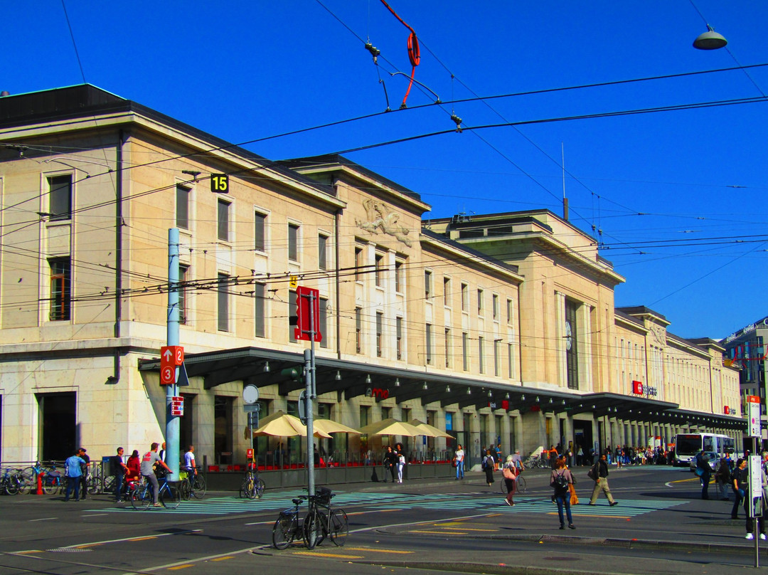 Geneva Cornavin station景点图片