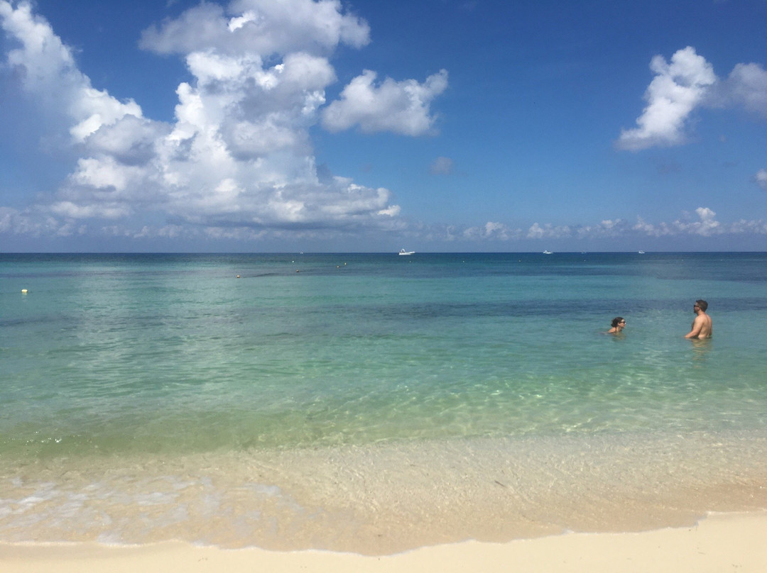 Nachi-Cocom Beach Club