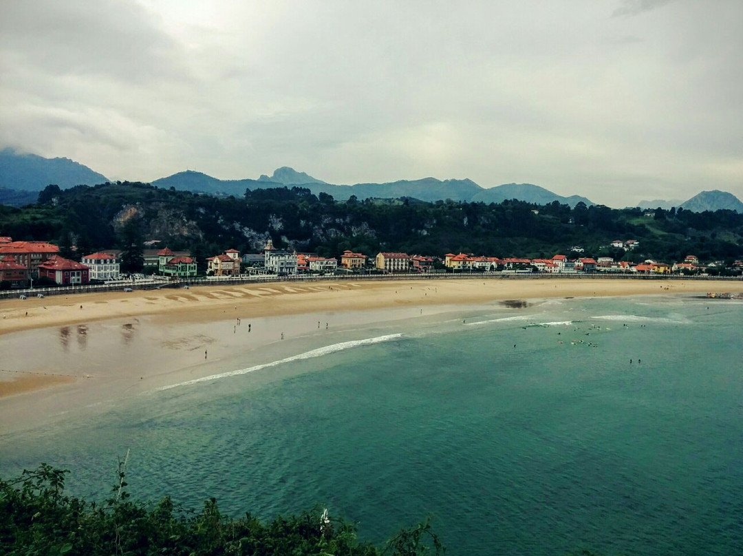 Santa Marina Beach-里瓦德塞利亚必去景点