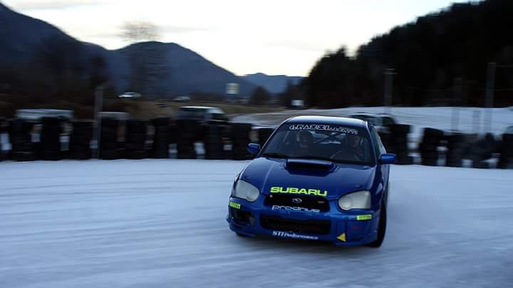 Ice Driving景点图片