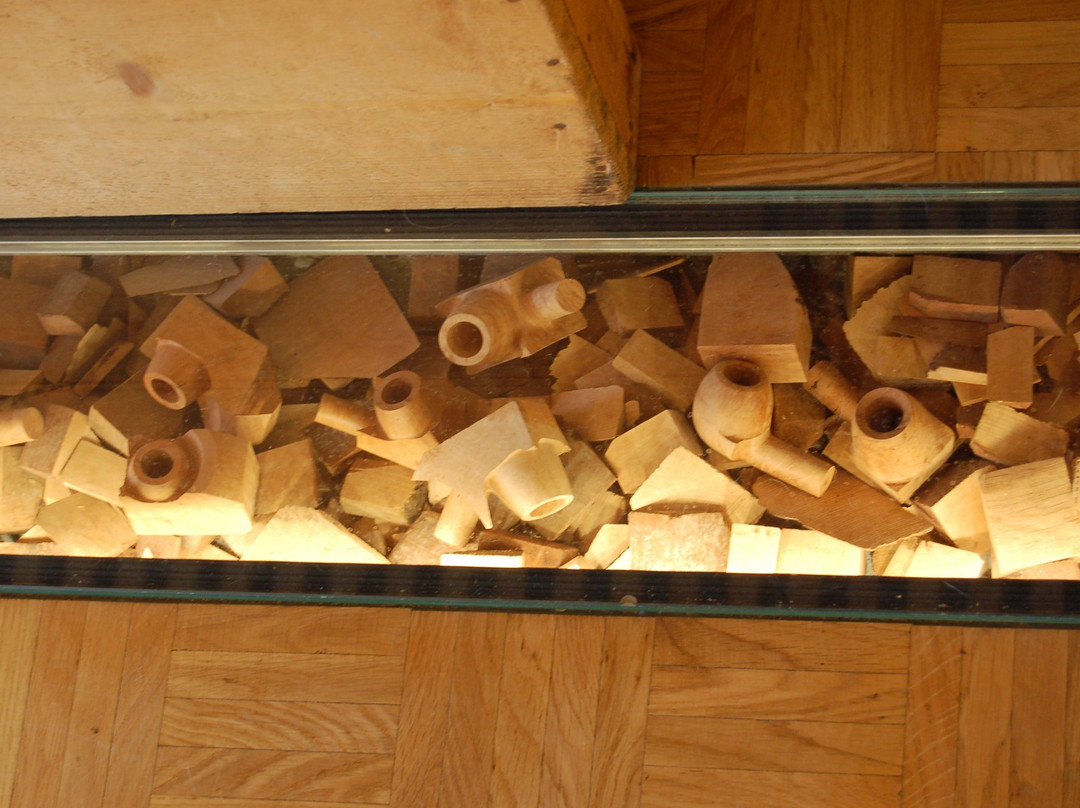 PIPES CHACOM - Chapuis-Comoy & Cie SARL-Villard-Saint-Sauveur必去景点