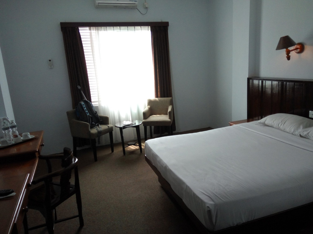 格兰马林多酒店主图