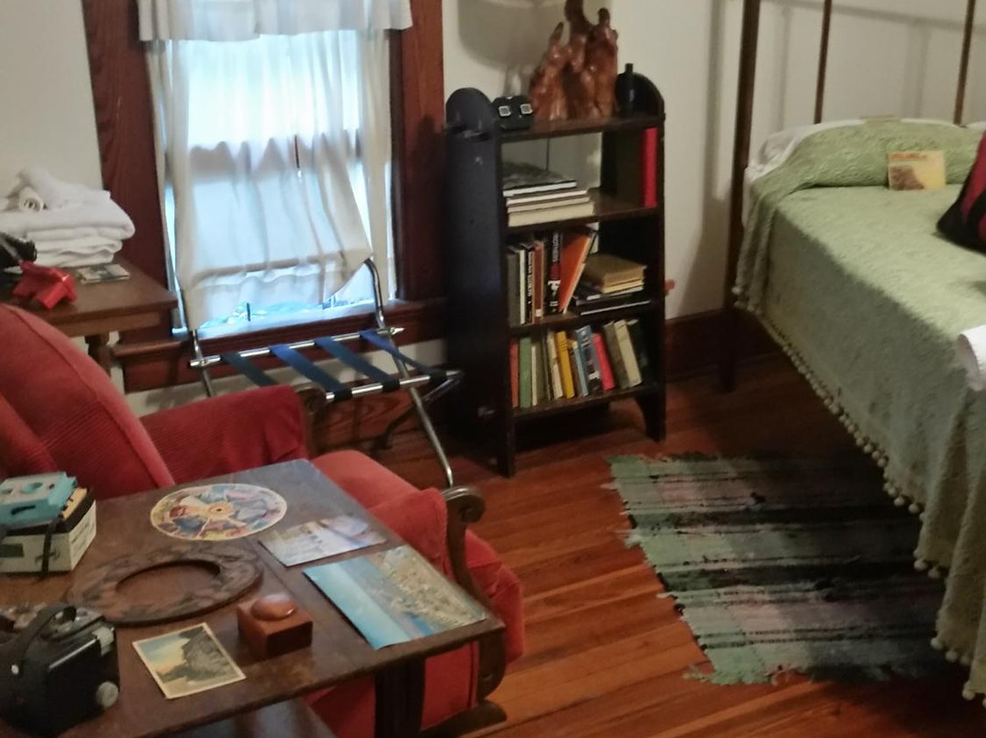 The Old Rooming House主图