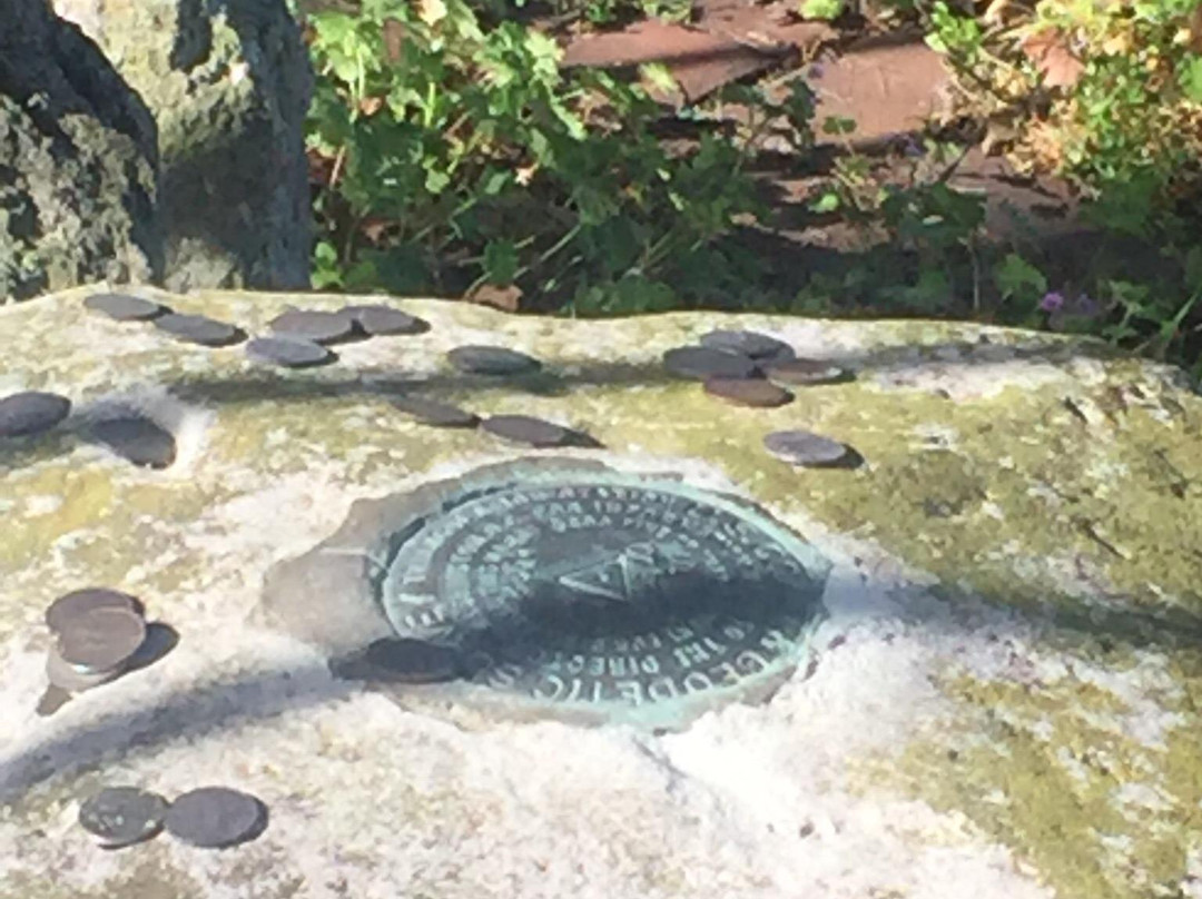 Middle Point - Mason Dixon Marker-Delmar必去景点