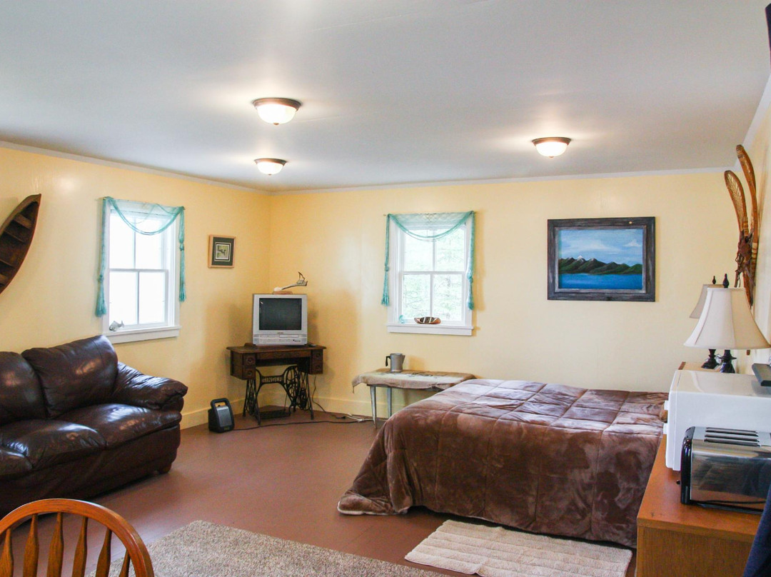 Silver Fin Lakefront Inn主图