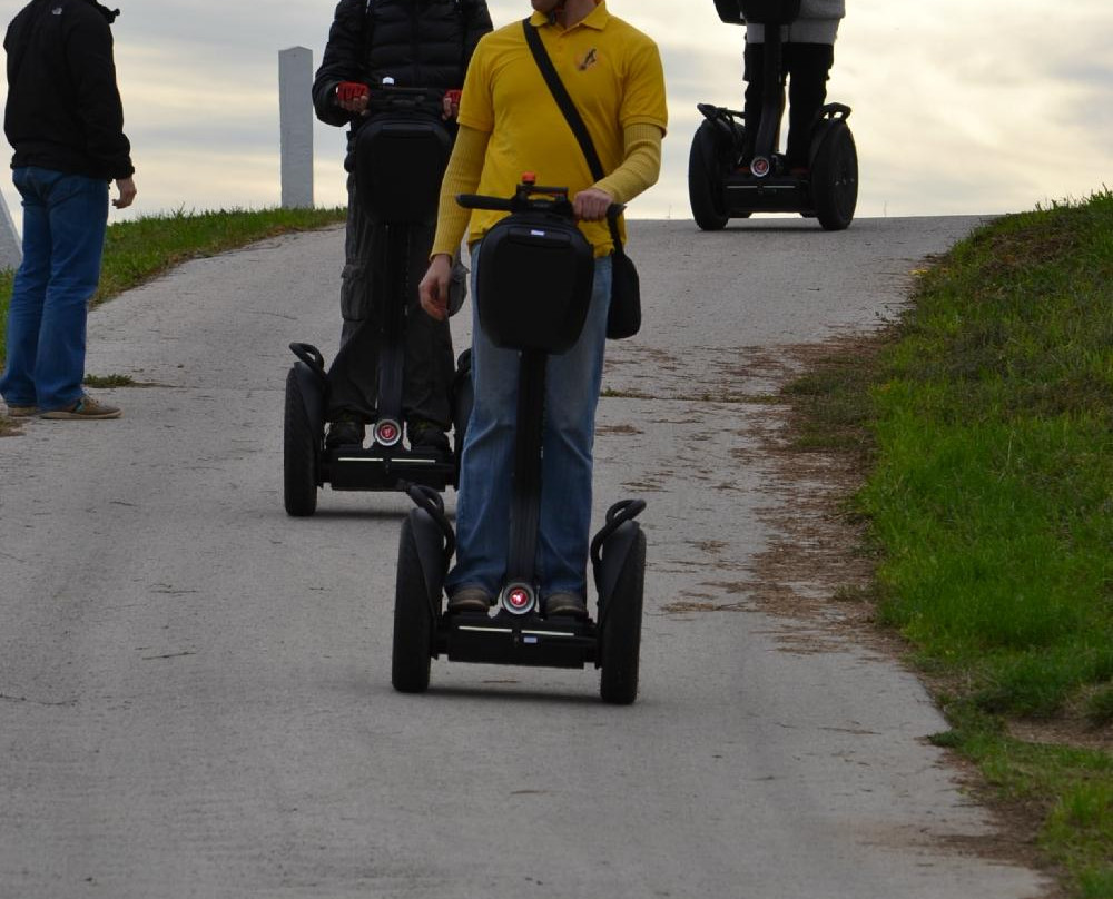 Go This Way! - Experience tours atop a Segway PT景点图片