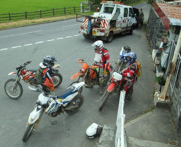 Trail Riding UK - Day Tours景点图片