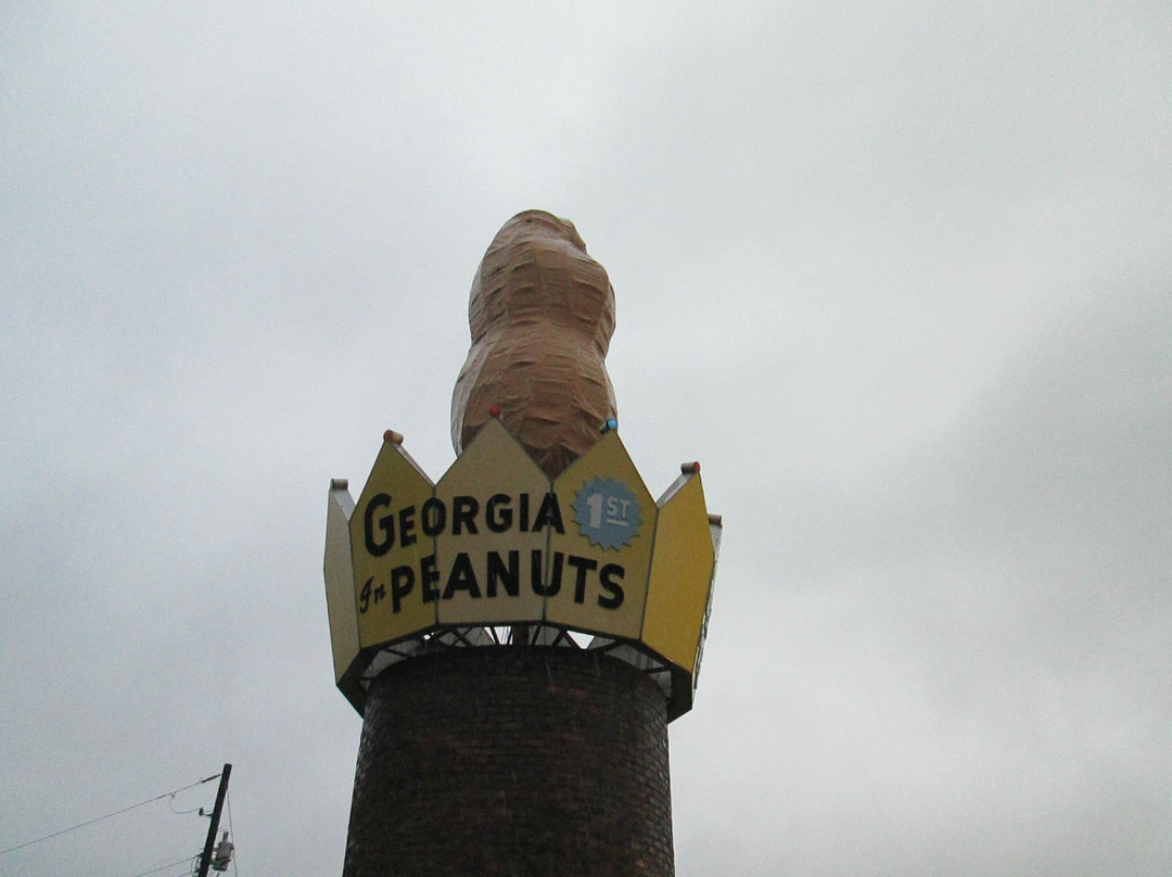 World's Largest Peanut景点图片