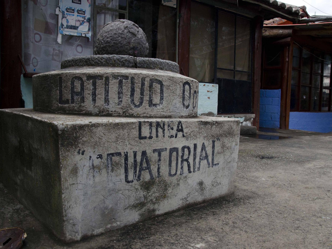 Mitad del Mundo Globe Guachalá-Cayambe必去景点