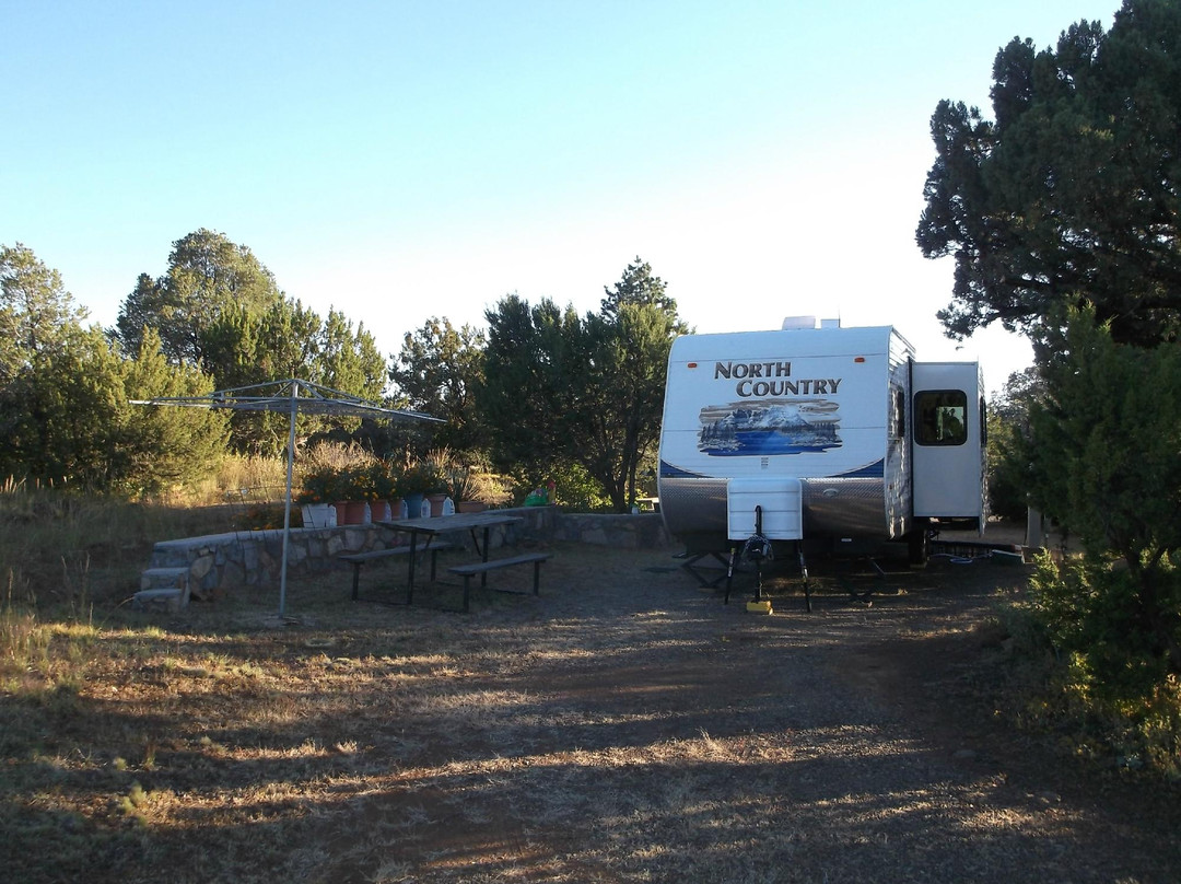 Manzano's RV Park主图