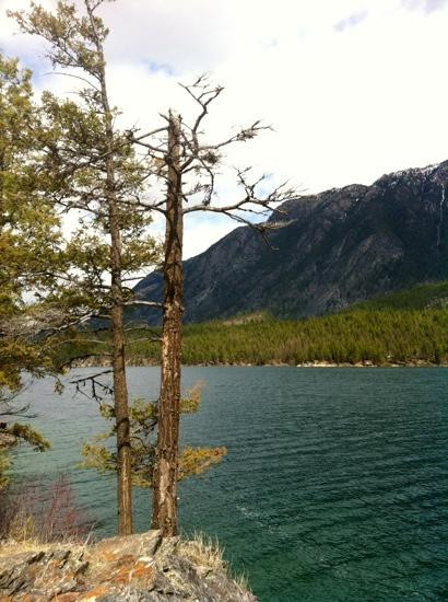 Premier Lake Provincial Park景点图片