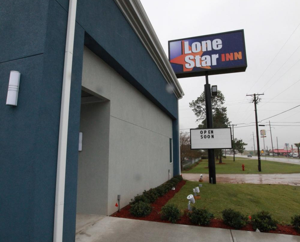 Lonestar Inn主图