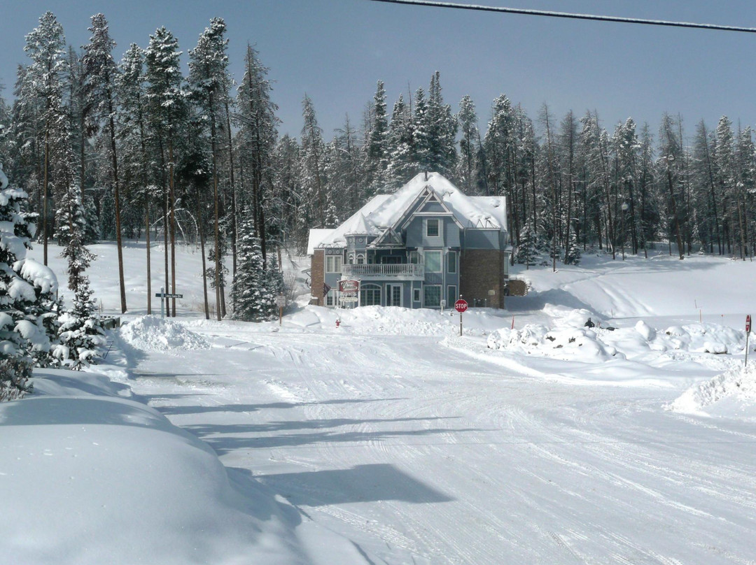 冬季公园城堡主图