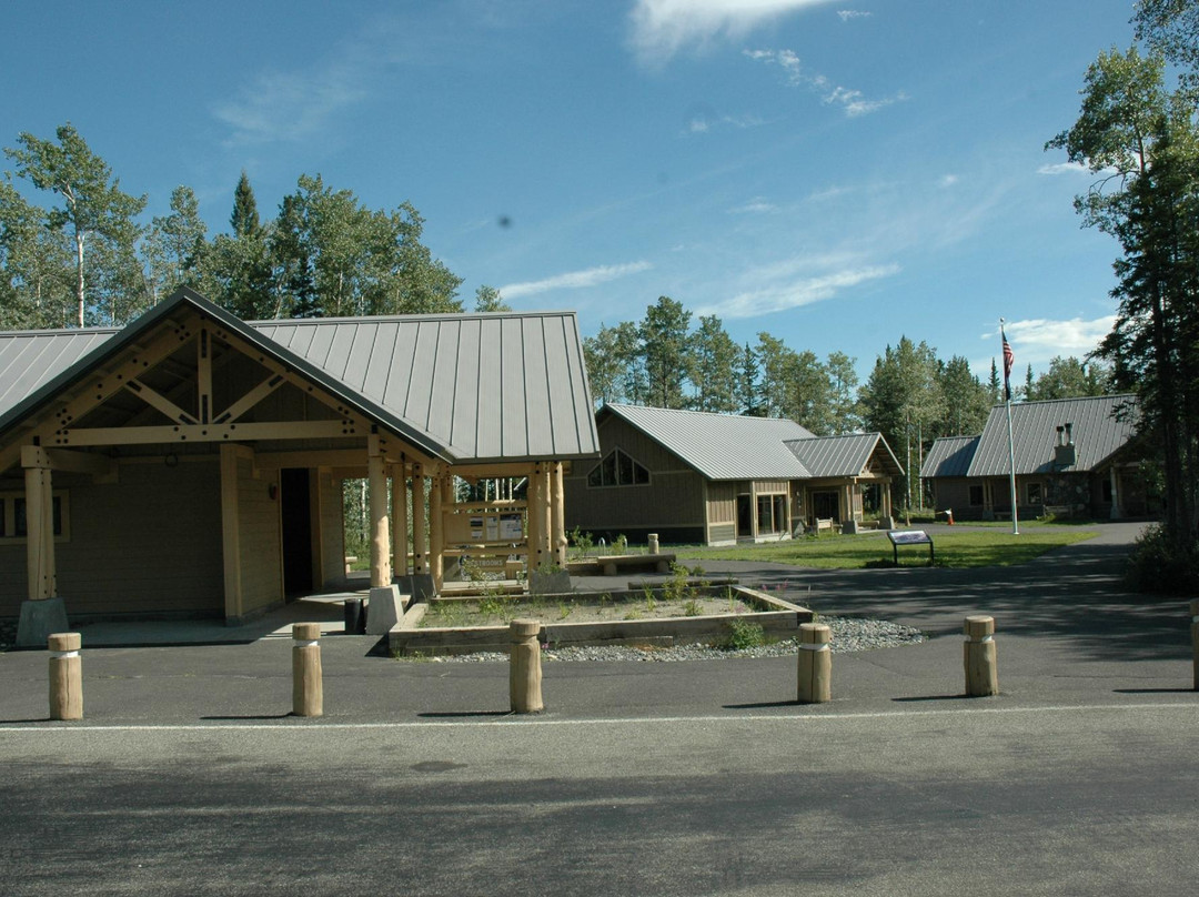 Wrangell-St. Elias National Park & Preserve Visitor Center-朗格－圣伊利亚斯国家公园暨保护区必去景点