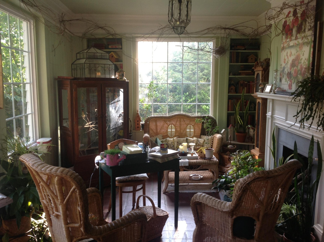 Robin's Nest Bed and Breakfast主图