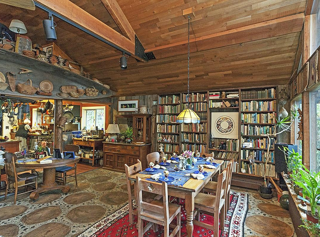 Roche Harbor酒店住宿-Longhouse B&B