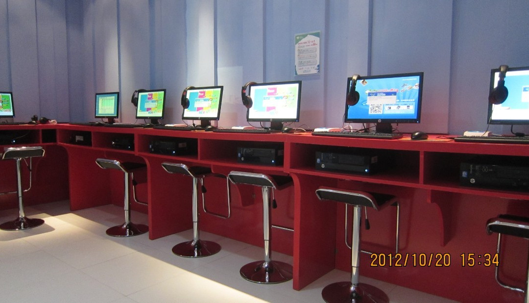 布丁严选酒店（杭州火车东站闸弄口地铁站店）主图