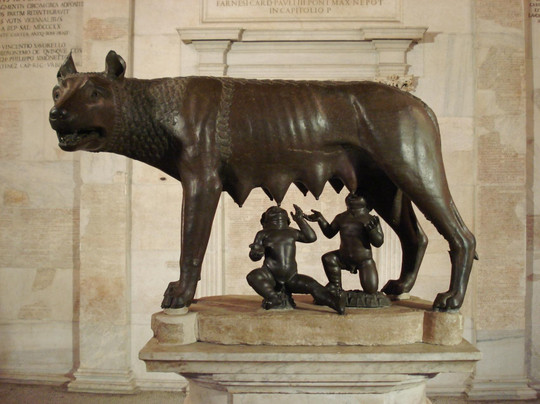 罗马母狼雕像-罗马必去景点