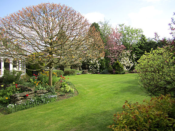 Colledges House主图