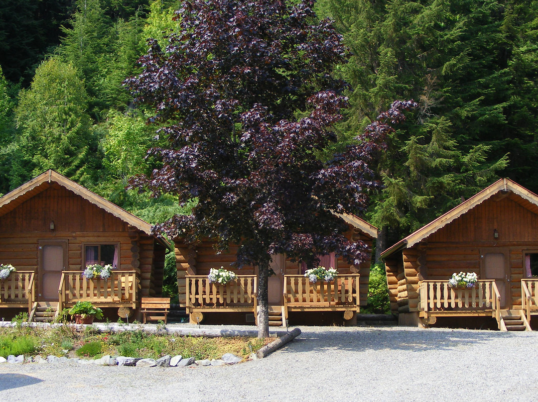 Pioneer Fishing Lodge