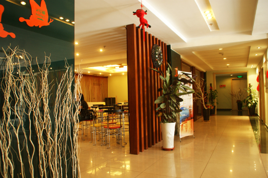 香槟小镇酒店-官方