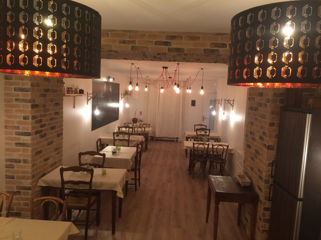 Neaux餐馆和美食-Bar restaurant hôtel de la poste