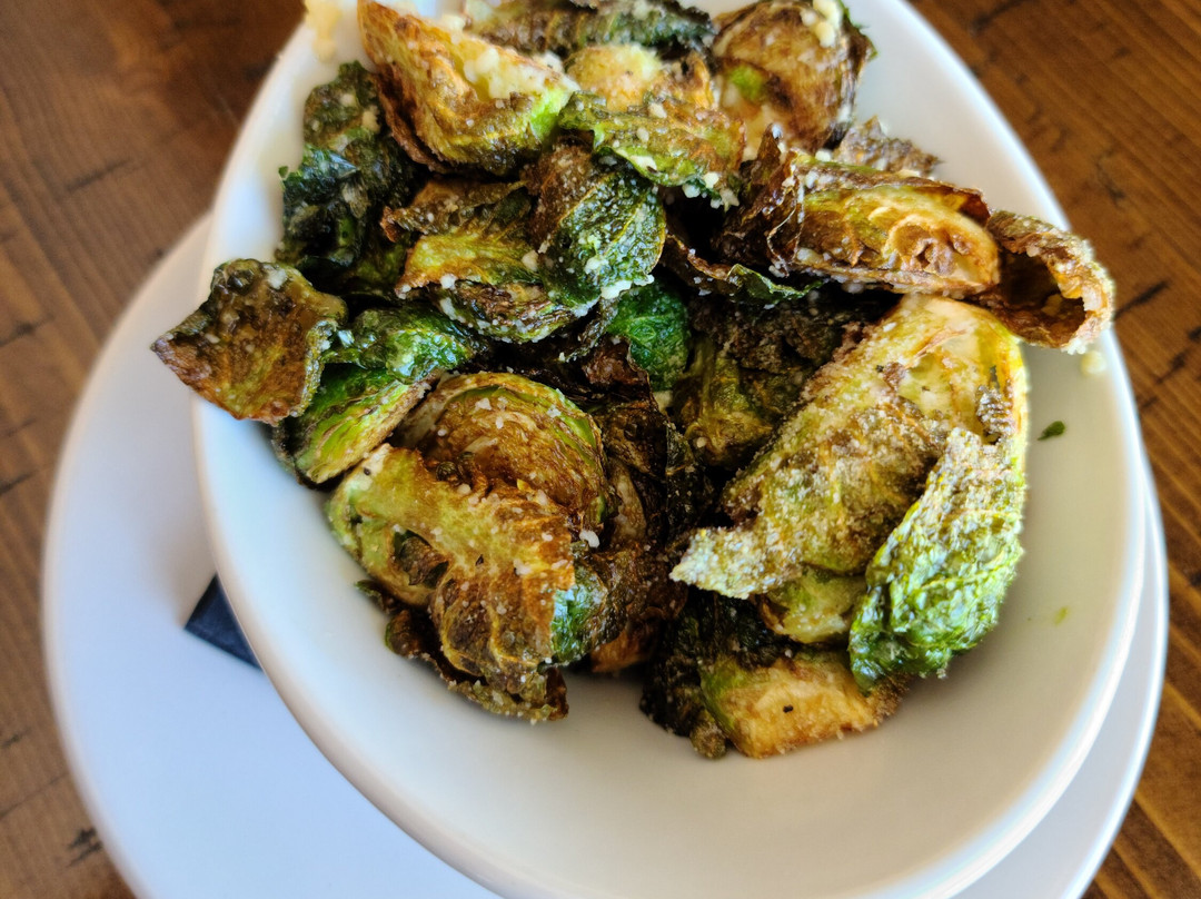 Alpine餐馆和美食-Spicewood Restaurant & Bar