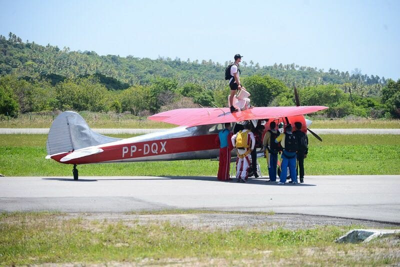 FlyZoo Skydiving景点图片