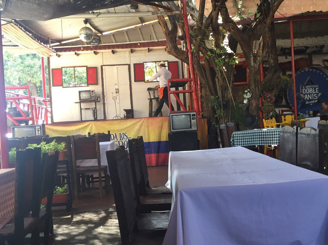 Planadas餐馆和美食-Fonda Los Arrieros