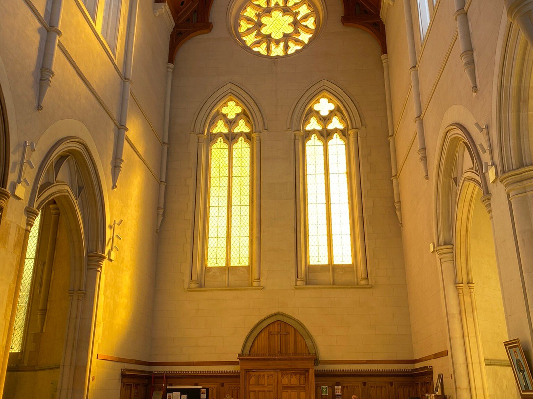 Sacred Heart Cathedral景点图片