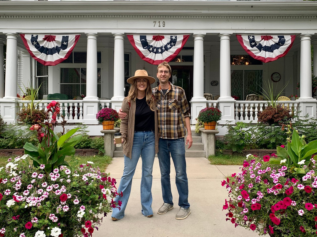 The Gilbert Mansion B & B-大急流城必去景点