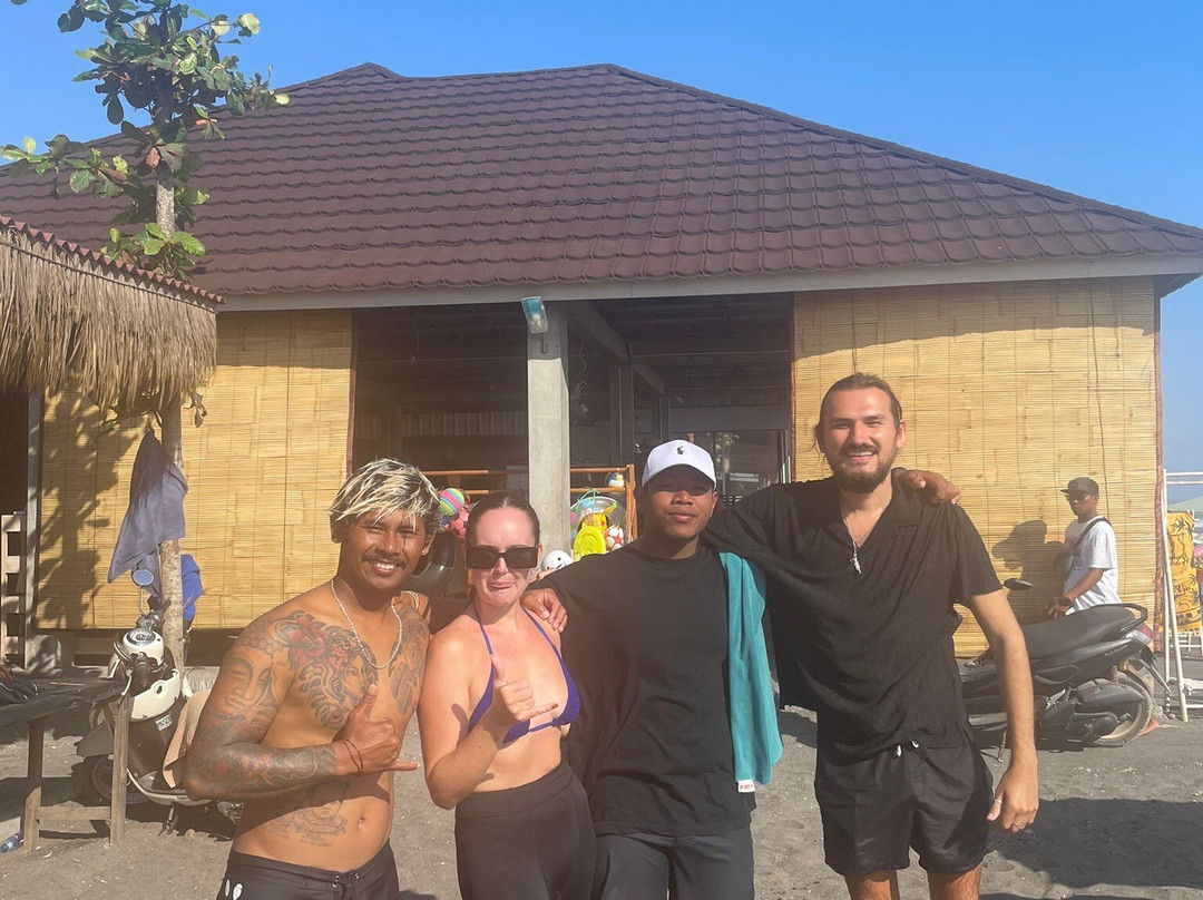Canggu Surf School & Tours景点图片